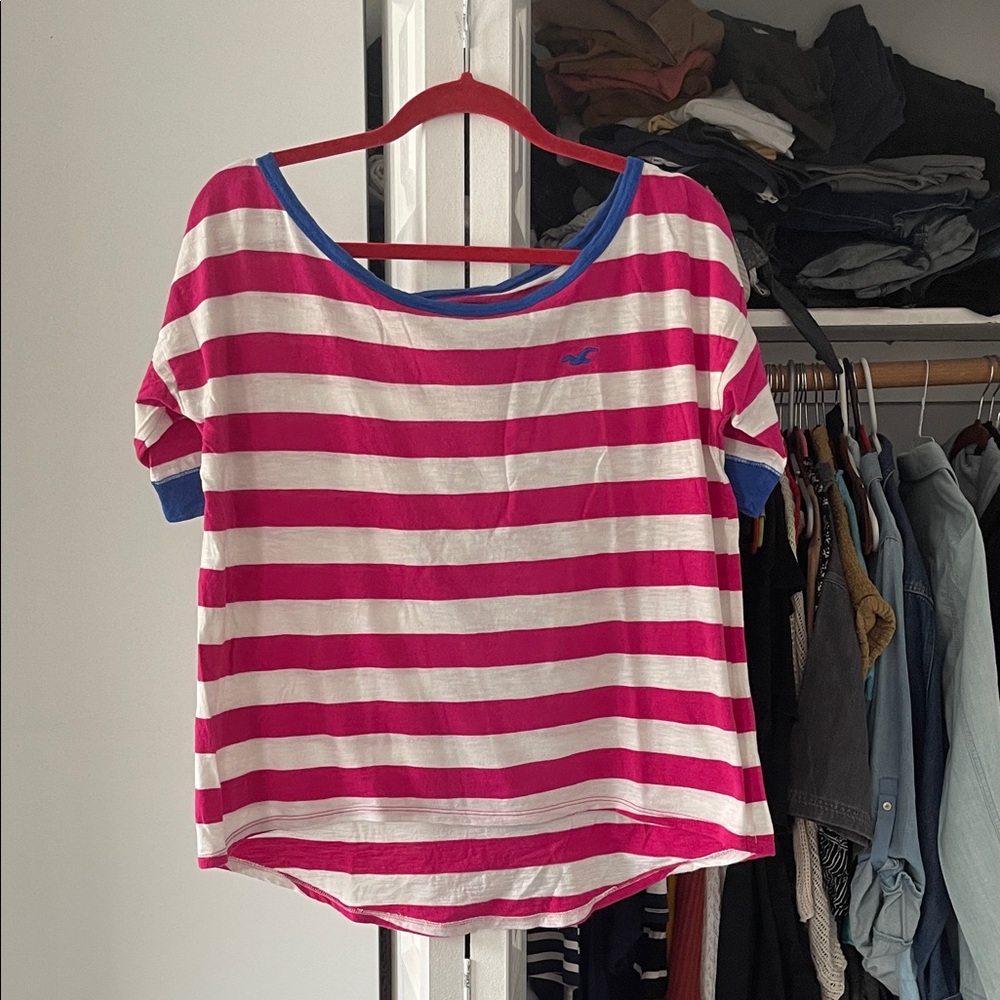 VIDEO- Hollister Pink and White Striped Tee